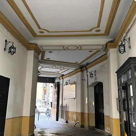 Re Umberto 311 Apartament *
