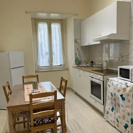 Apartment Re Umberto 311 Neapel