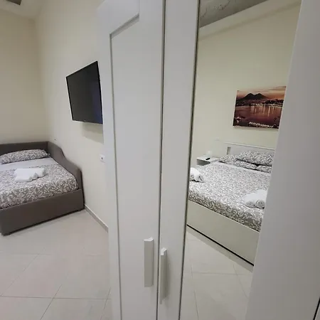 Re Umberto 311 Apartment *