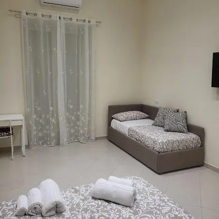 Re Umberto 311 Neapel